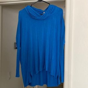 Bourdeaux -slightly used long sleeve top